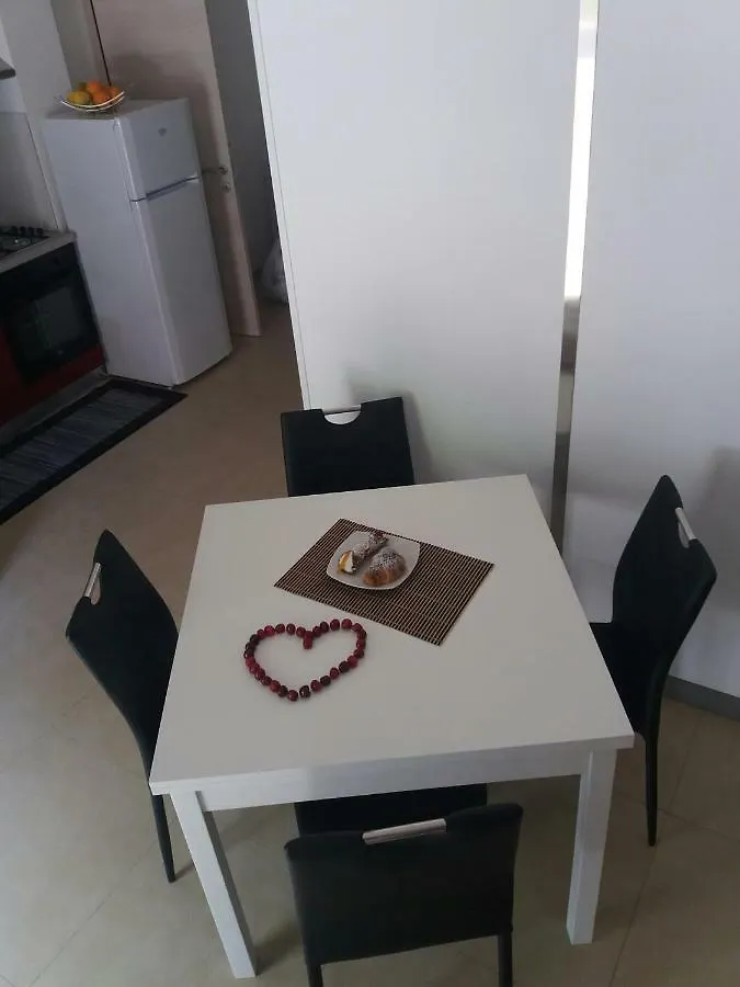Maui Apartament Alcamo Διαμέρισμα